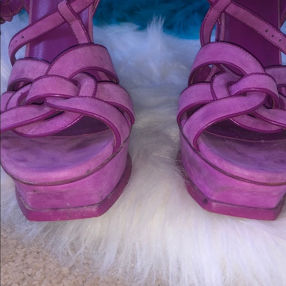 Suede and leather fuchsia heels - Picture 5 of 8